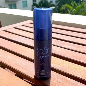 Monat OFY curl refresher spray